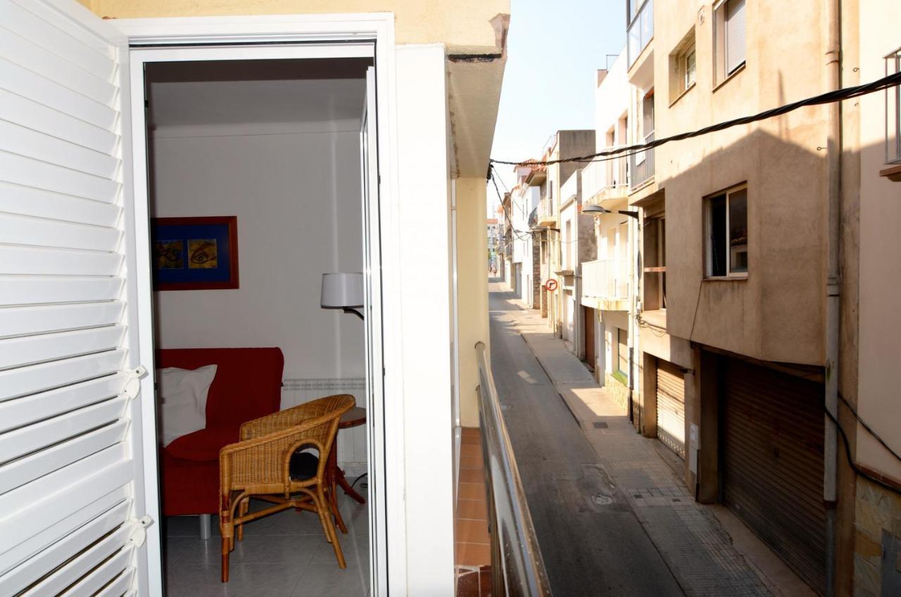 Enric Serra 54 L'Escala Exterior photo